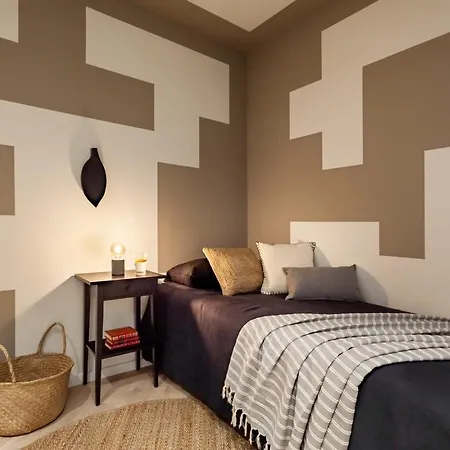 Baharya - 2 Bedrooms In Eixample Dreta Apartment *
