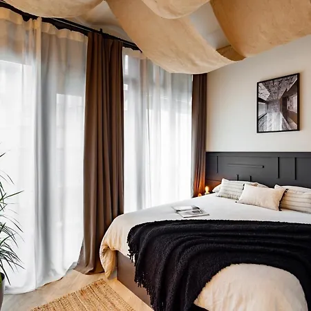 Baharya - 2 Bedrooms In Eixample Dreta *