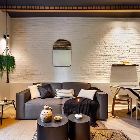 Baharya - 2 Bedrooms In Eixample Dreta Barcellona